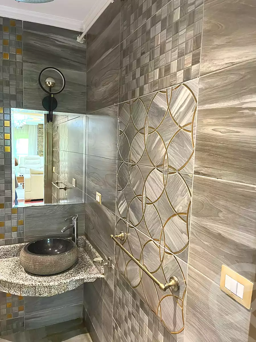 https://aqarmap.com.eg/ar/listing/7117547-for-rent-cairo-new-cairo-el-narges-el-narges-8-omar-makram-street