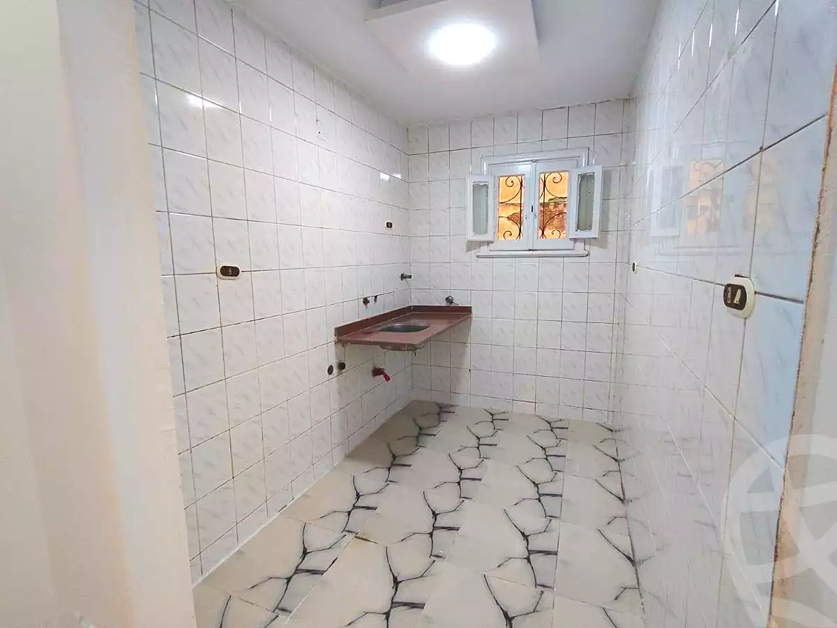 https://aqarmap.com.eg/ar/listing/7117828-for-sale-alexandria-al-agamy-shataa-el-nakheel