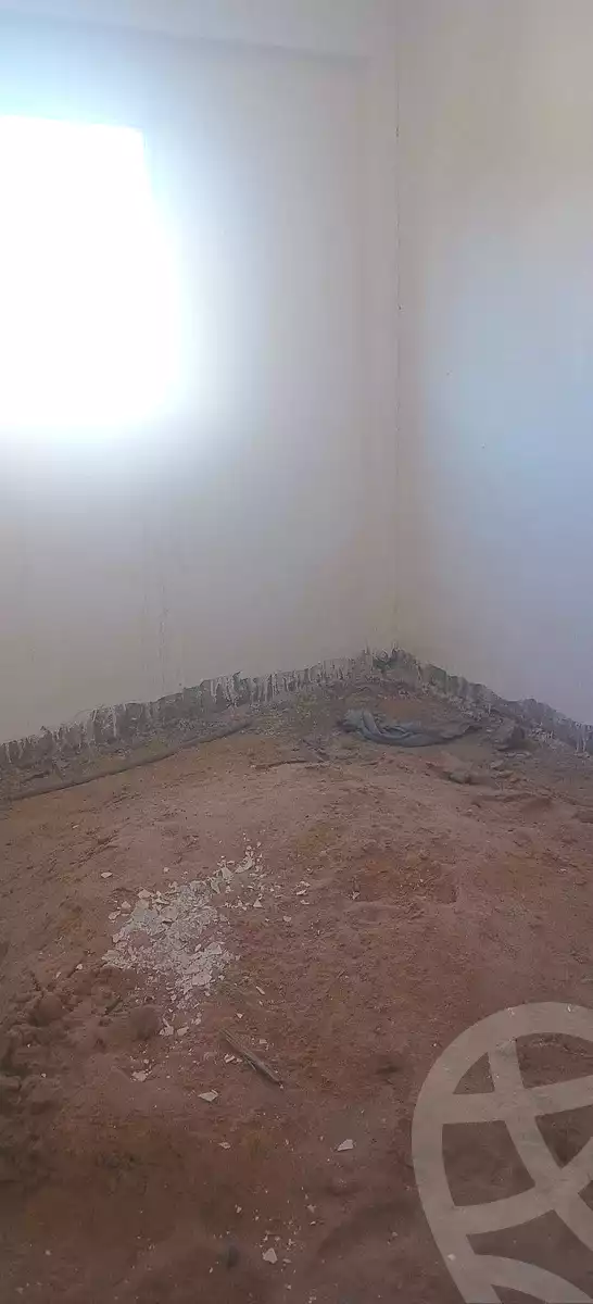 https://aqarmap.com.eg/ar/listing/7117848-for-sale-alexandria-al-agamy-el-hanouvel