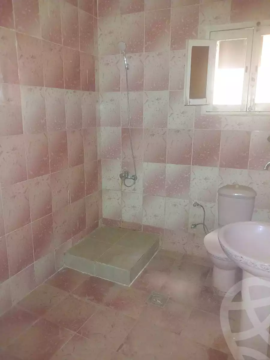https://aqarmap.com.eg/ar/listing/7117853-for-sale-alexandria-al-agamy-el-hanouvel