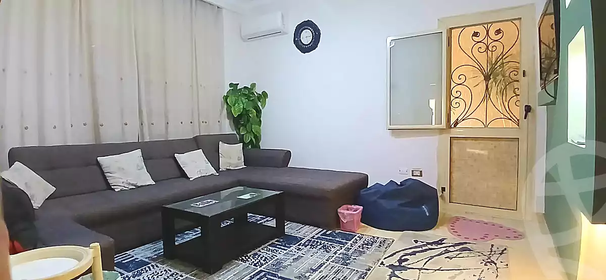 https://aqarmap.com.eg/ar/listing/7117890-for-sale-cairo-new-cairo-south-investors-mohammed-nagib-axis-st