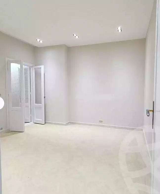 https://aqarmap.com.eg/en/listing/7118163-for-sale-alexandria-al-agamy-el-hanouvel