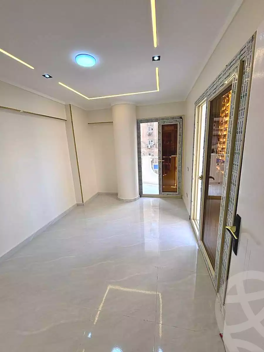 https://aqarmap.com.eg/en/listing/7118587-for-sale-alexandria-miami-mahmoud-el-isawy-st