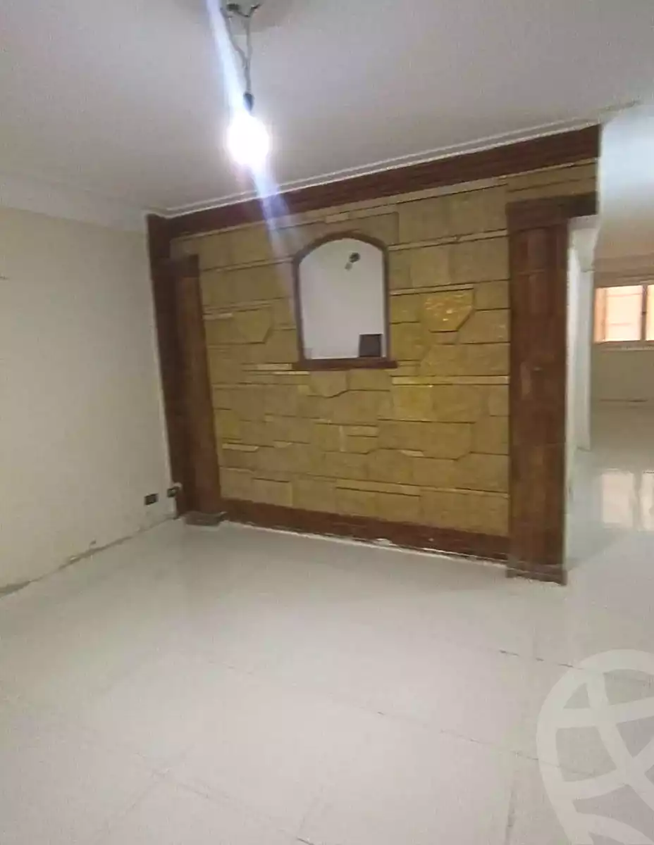 https://aqarmap.com.eg/ar/listing/7118786-for-sale-alexandria-ganaklis-shr-bw-qyr-tryq-lhry