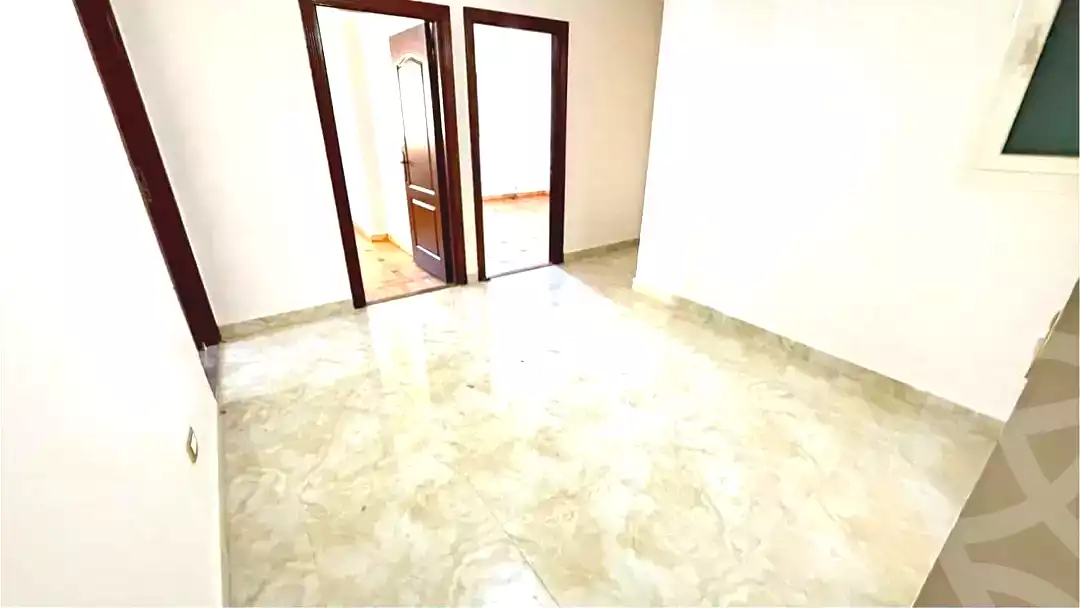 https://aqarmap.com.eg/en/listing/7119195-for-rent-alexandria-ganaklis