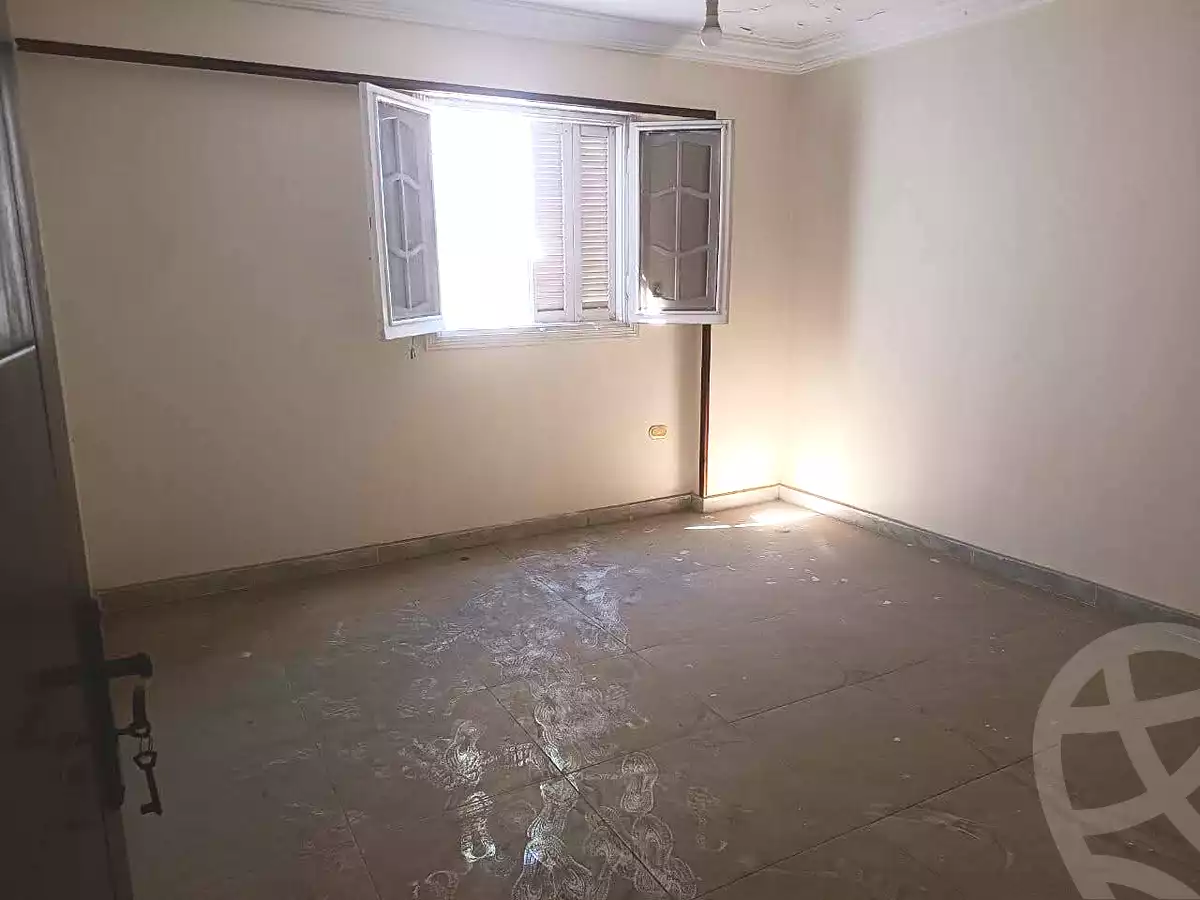 https://aqarmap.com.eg/en/listing/7119316-for-sale-alexandria-lsywf-el-seyouf-qebly
