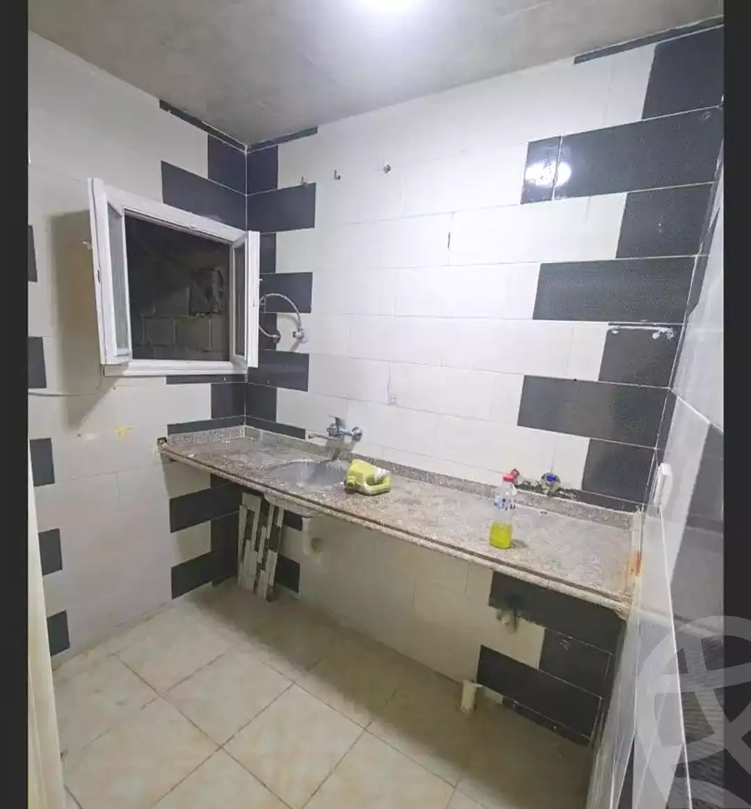 https://aqarmap.com.eg/en/listing/7119337-for-sale-alexandria-al-agamy-el-hanouvel-el-shaheed-ahmed-hamdy-st