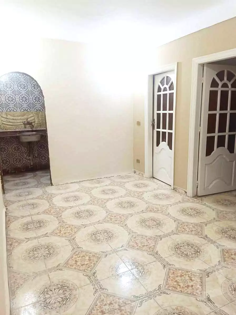 https://aqarmap.com.eg/ar/listing/7119447-for-sale-alexandria-sydy-bshr-sydy-bshr-bhry-shr-khld-bn-lwlyd
