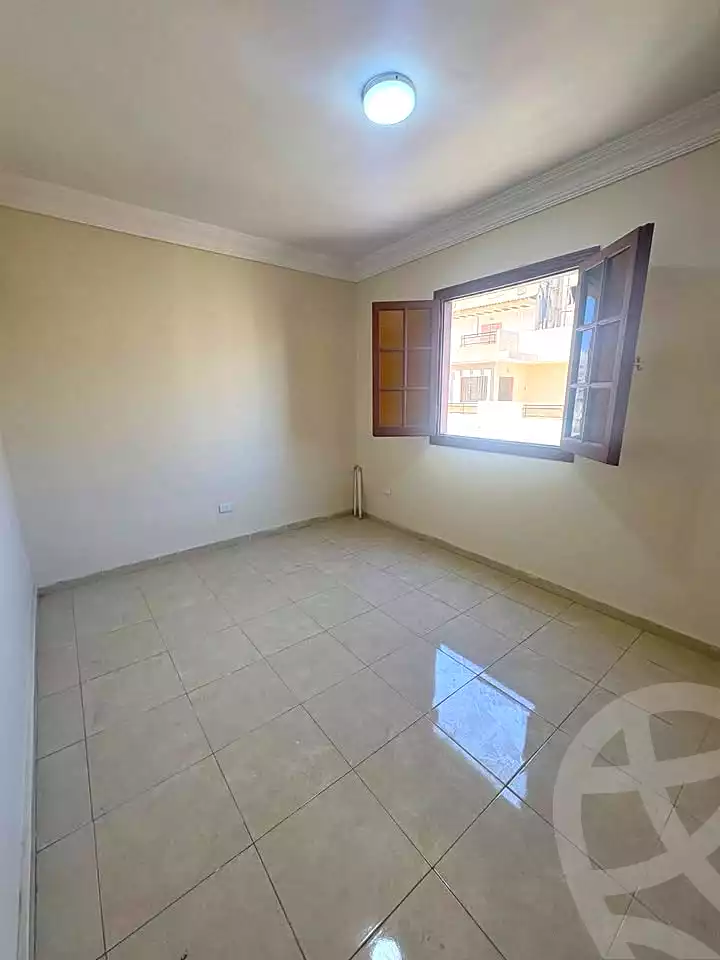 https://aqarmap.com.eg/ar/listing/7119456-for-sale-alexandria-sydy-bshr-sydy-bshr-bhry-gamal-abd-el-nasir-st