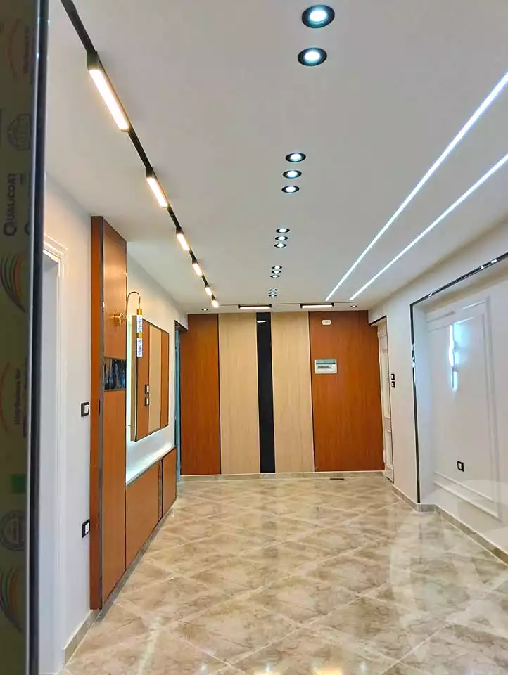 https://aqarmap.com.eg/ar/listing/7120255-for-sale-alexandria-al-agamy-bw-ywsf