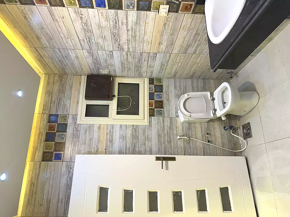 https://aqarmap.com.eg/ar/listing/7099373-for-sale-cairo-el-sheikh-zayed-city-el-hay-el-khames-lhy-lkhms