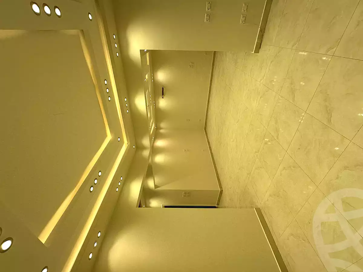 https://aqarmap.com.eg/ar/listing/7099373-for-sale-cairo-el-sheikh-zayed-city-el-hay-el-khames-lhy-lkhms