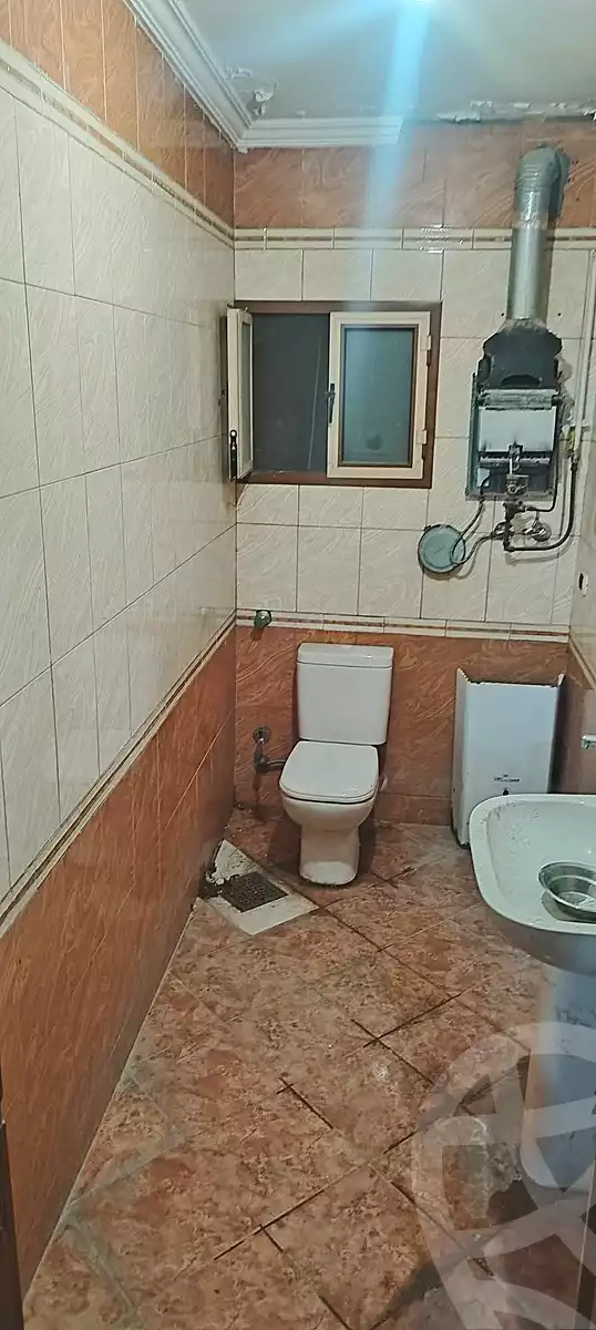https://aqarmap.com.eg/ar/listing/7120476-for-sale-alexandria-alhadara-new-el-hadra