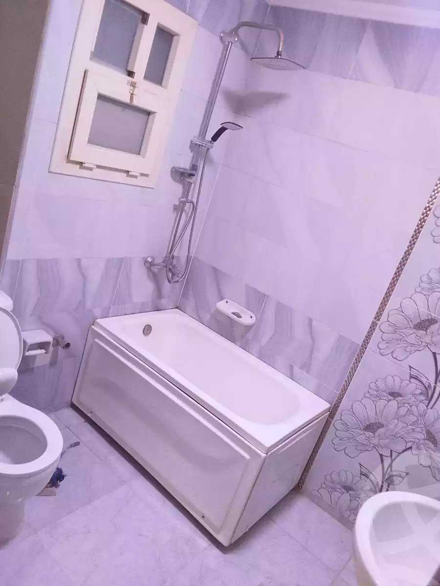 https://aqarmap.com.eg/ar/listing/7120511-for-rent-cairo-helwan-helwan-el-sharkeya-gaafar-st