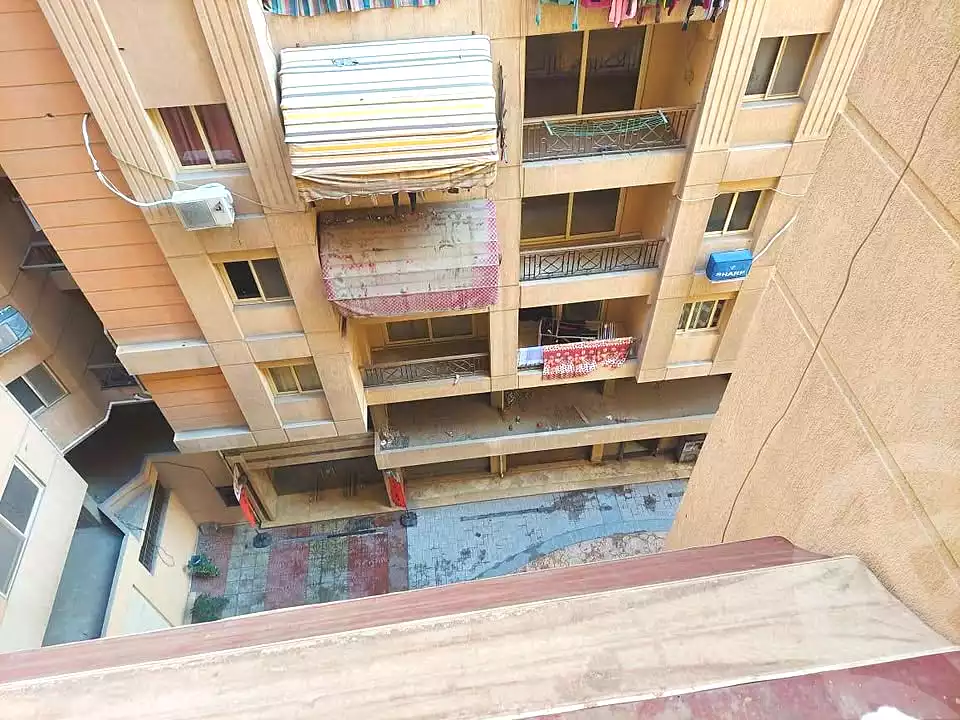 https://aqarmap.com.eg/ar/listing/7120648-for-sale-alexandria-sydy-bshr-sydy-bshr-qbly