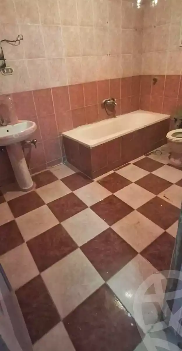 https://aqarmap.com.eg/ar/listing/7120955-for-sale-alexandria-al-agamy-lbytsh-el-hay-st