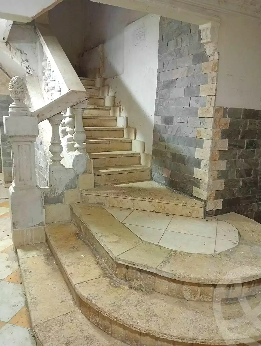 https://aqarmap.com.eg/ar/listing/7120997-for-sale-alexandria-al-agamy-lbytsh-shahr-al-assal-st