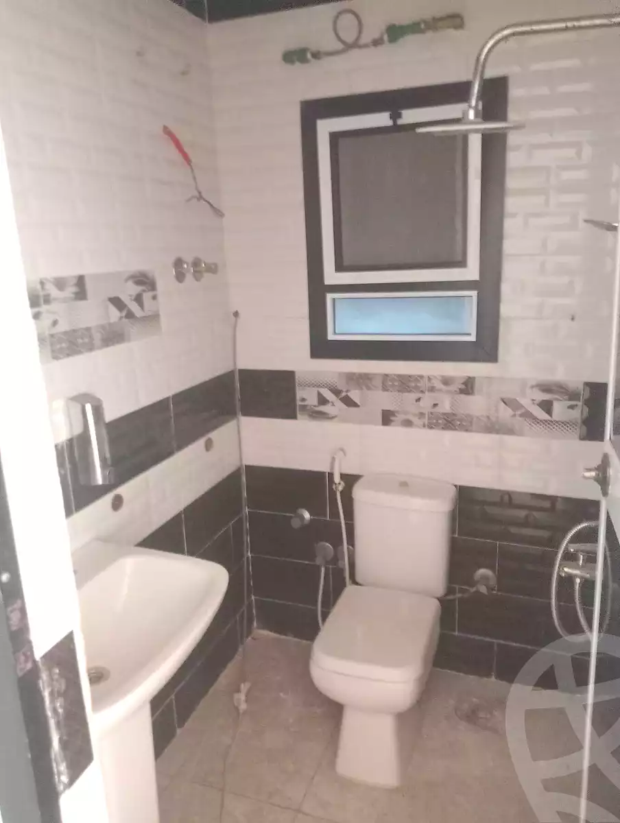 https://aqarmap.com.eg/ar/listing/7121018-for-sale-alexandria-al-agamy-lbytsh-el-hanafeya-st