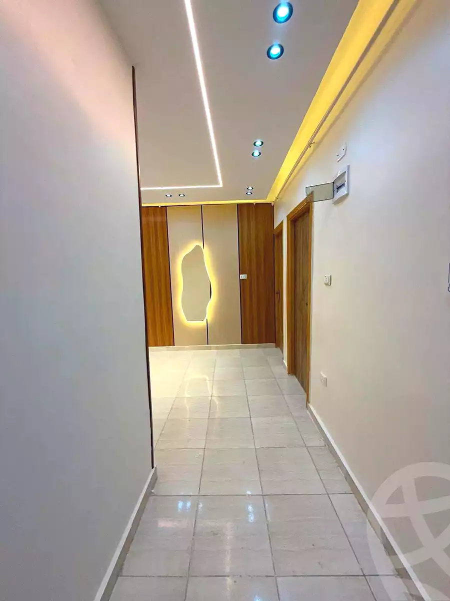 https://aqarmap.com.eg/ar/listing/7121023-for-sale-alexandria-al-agamy-lbytsh-bianchiii