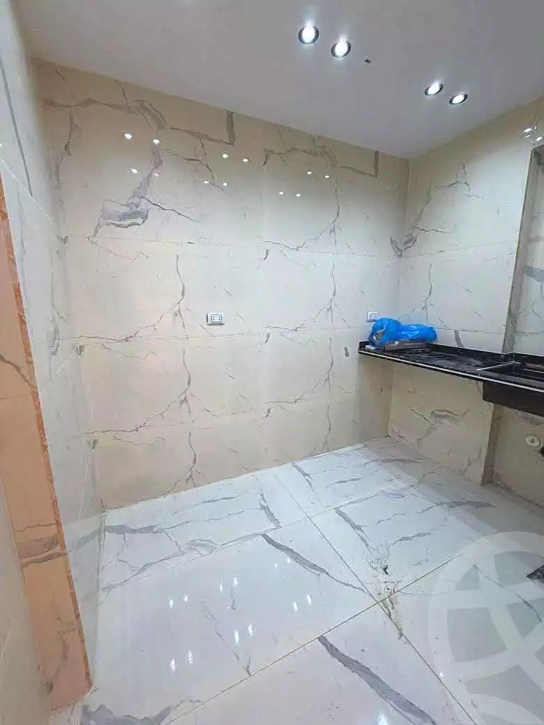https://aqarmap.com.eg/ar/listing/7121023-for-sale-alexandria-al-agamy-lbytsh-bianchiii