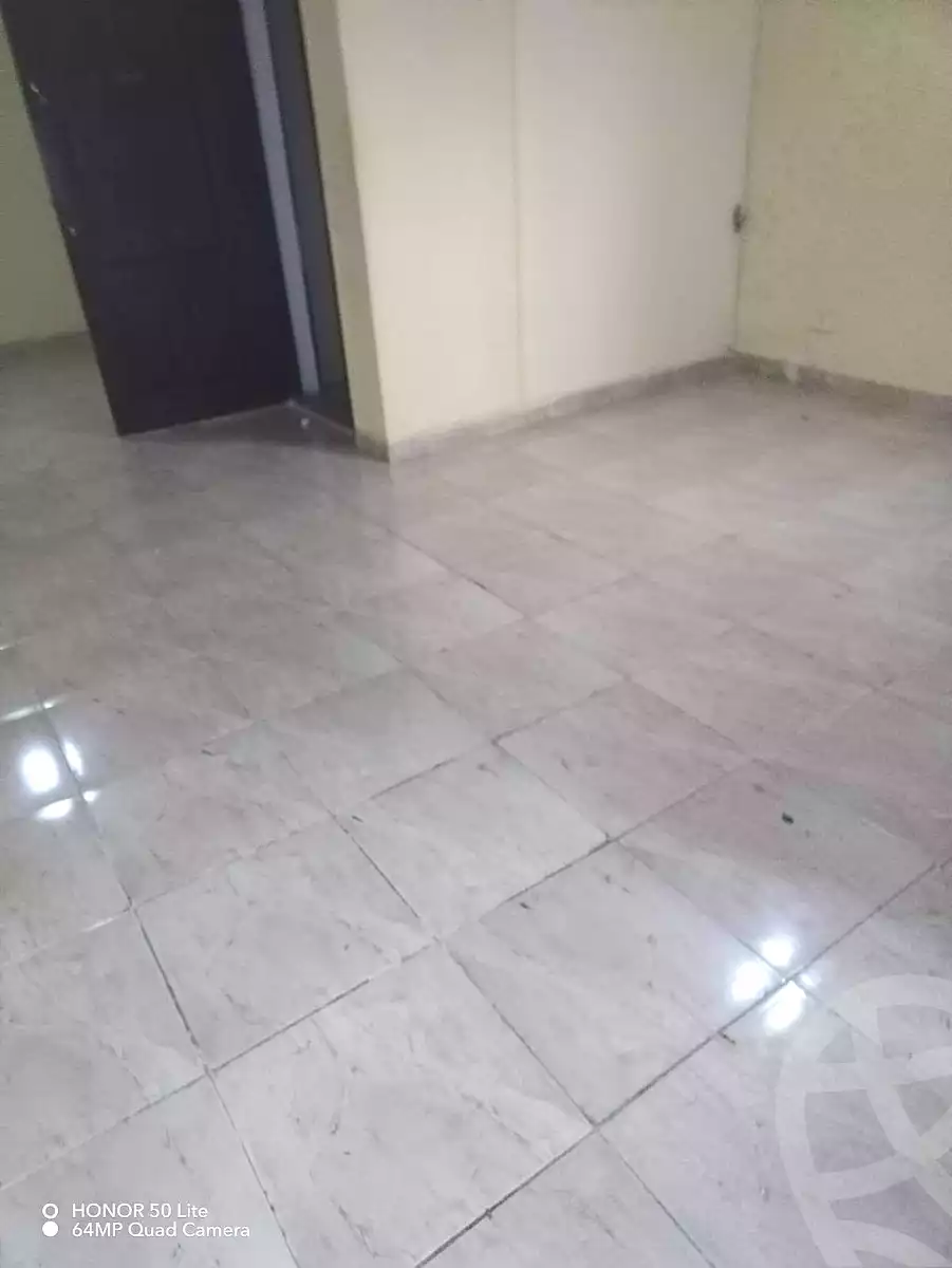 https://aqarmap.com.eg/en/listing/7121032-for-rent-alexandria-lauran-shaarawy-st