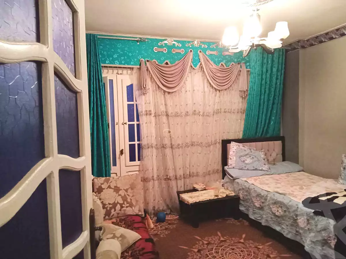 https://aqarmap.com.eg/en/listing/7121310-for-sale-alexandria-al-agamy-el-hanouvel-el-kholafaa-el-rashdeen-st