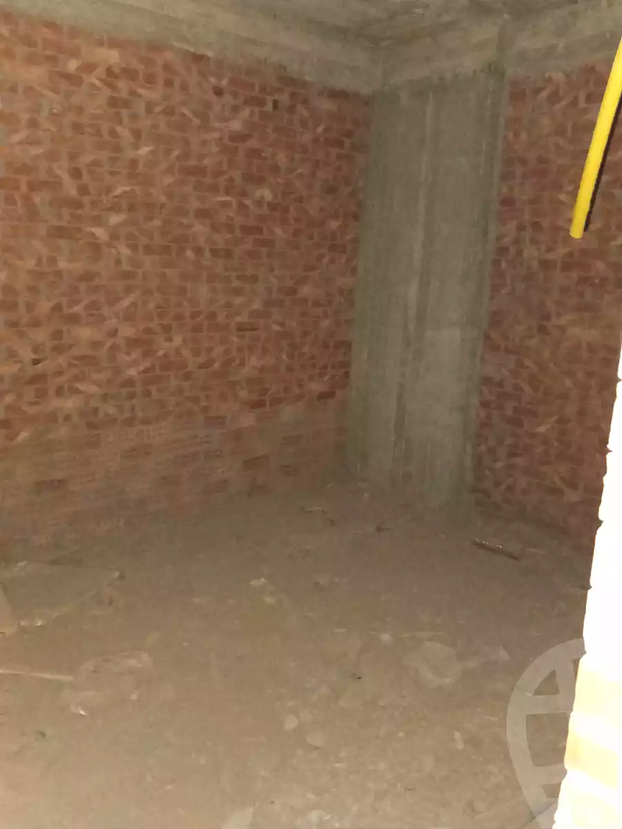 https://aqarmap.com.eg/ar/listing/7121839-for-sale-cairo-helwan-hadayek-helwan-nile-corniche-st