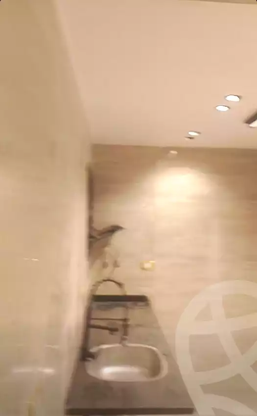 https://aqarmap.com.eg/ar/listing/7121836-for-sale-alexandria-miami-khld-bn-lwlyd