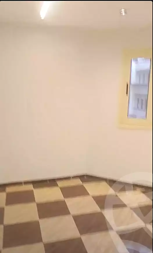 https://aqarmap.com.eg/ar/listing/7121836-for-sale-alexandria-miami-khld-bn-lwlyd