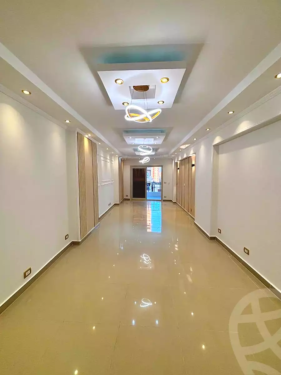 https://aqarmap.com.eg/ar/listing/7121847-for-sale-alexandria-miami-mahmoud-el-isawy-st