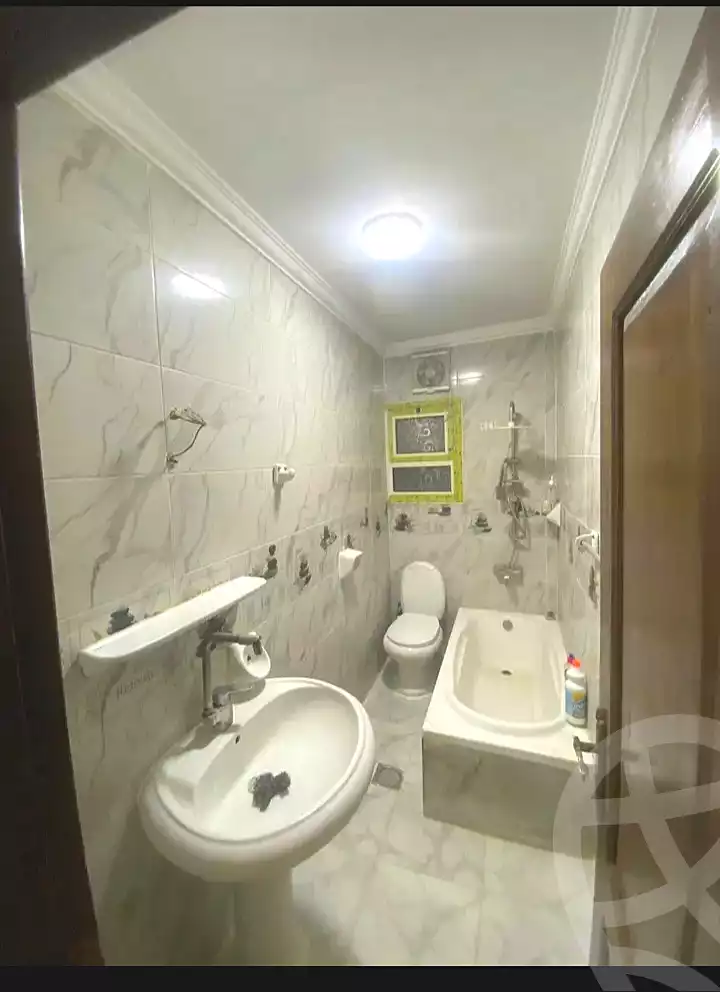 https://aqarmap.com.eg/ar/listing/7121853-for-sale-alexandria-al-agamy-lbytsh