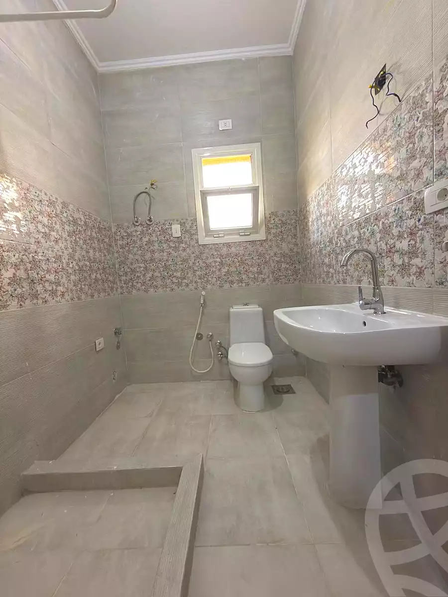https://aqarmap.com.eg/ar/listing/7122145-for-sale-cairo-new-cairo-lrhb-city-mtdd-lrhb-phase-9