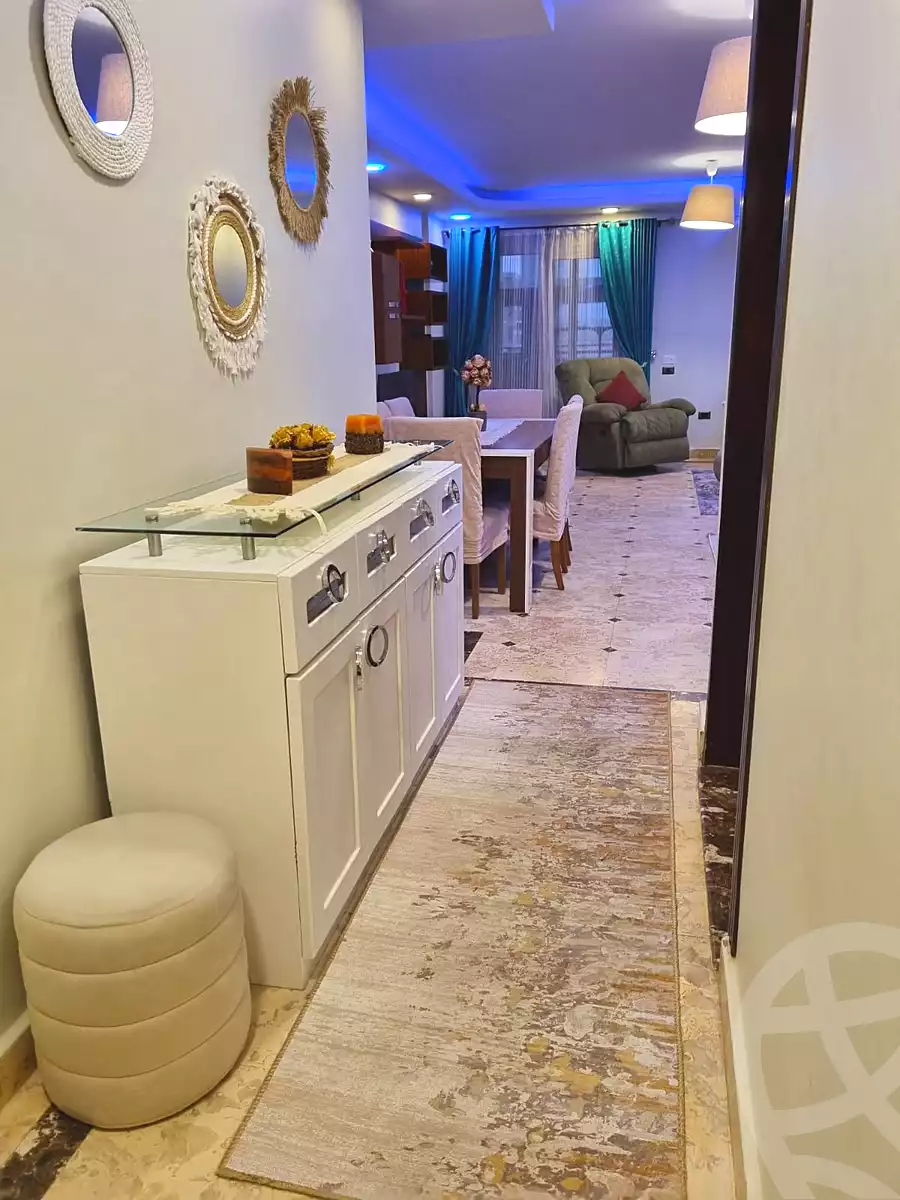 https://aqarmap.com.eg/ar/listing/7122157-for-sale-cairo-new-cairo-compounds-high-land-park