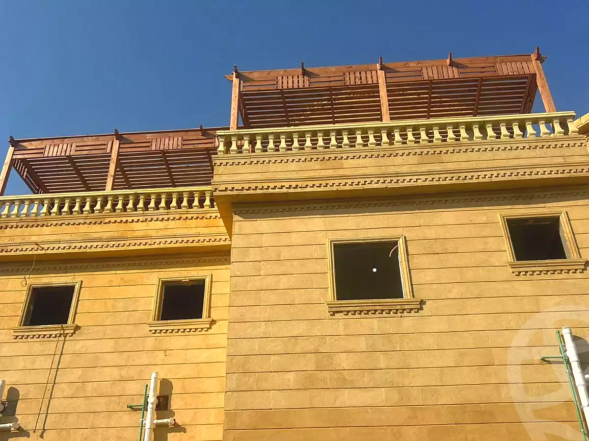 https://aqarmap.com.eg/ar/listing/7122222-for-sale-cairo-el-sheikh-zayed-city-lshykh-zyd-ljdyd-el-reef-el-oroby
