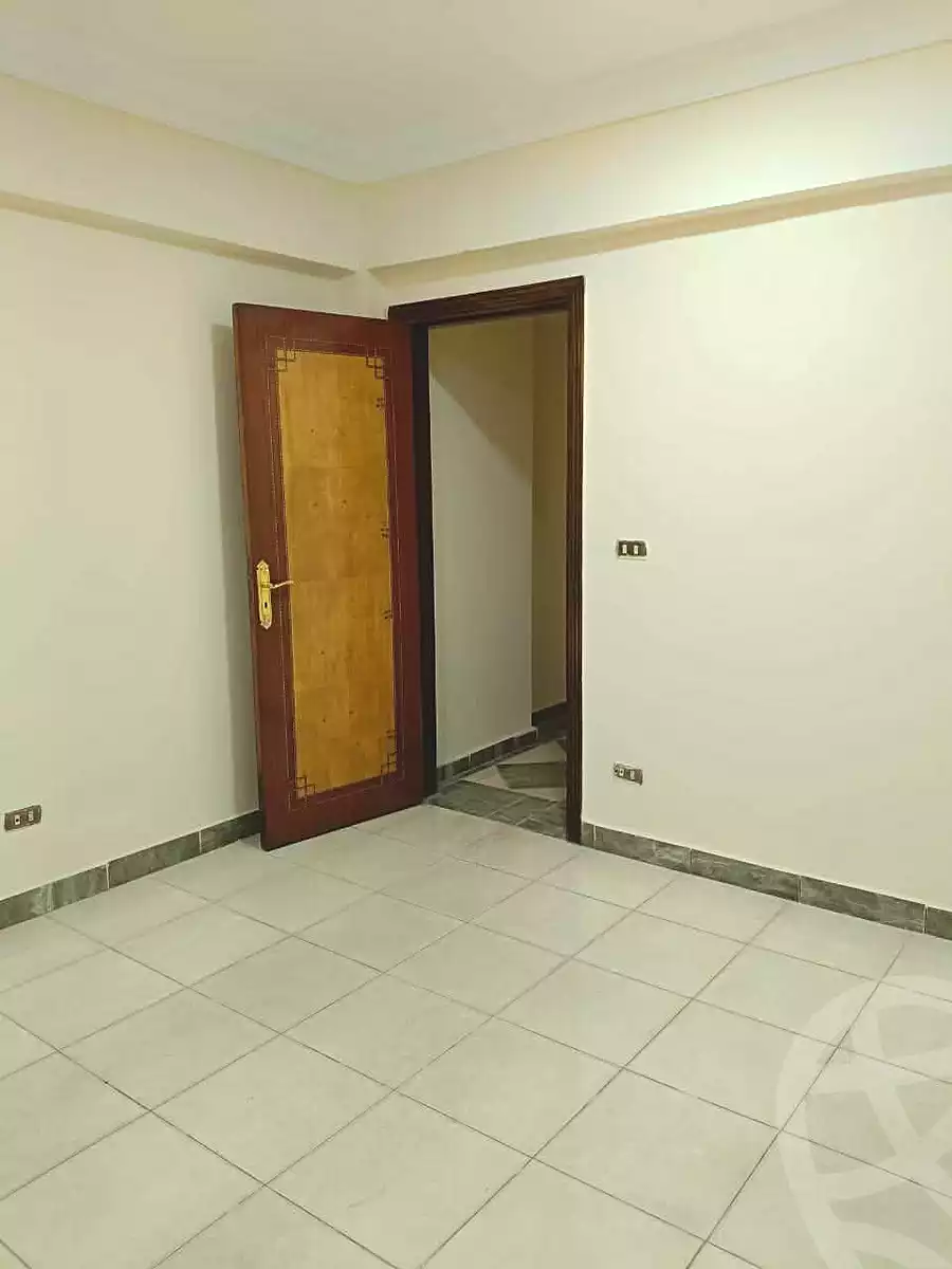 https://aqarmap.com.eg/ar/listing/7122333-for-rent-alexandria-el-asafra