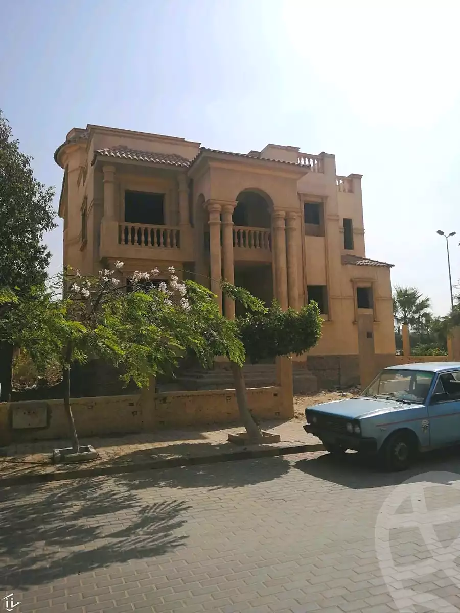 https://aqarmap.com.eg/en/listing/7122376-for-sale-cairo-6th-of-october-compounds-green-hills