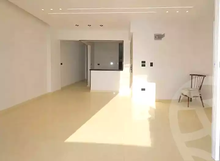 https://aqarmap.com.eg/ar/listing/7122388-for-sale-alexandria-sydy-bshr-sydy-bshr-bhry-mohamed-el-srafi-st.