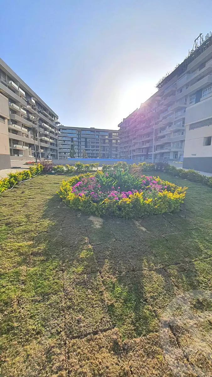https://aqarmap.com.eg/ar/listing/7122410-for-sale-cairo-new-administrative-capital-r7-scenario