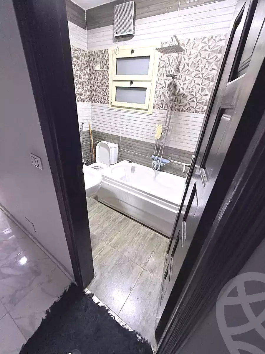 https://aqarmap.com.eg/ar/listing/7122442-for-sale-cairo-ain-shams-ain-shams-el-sharkia-shr-brhym-bd-lrzq