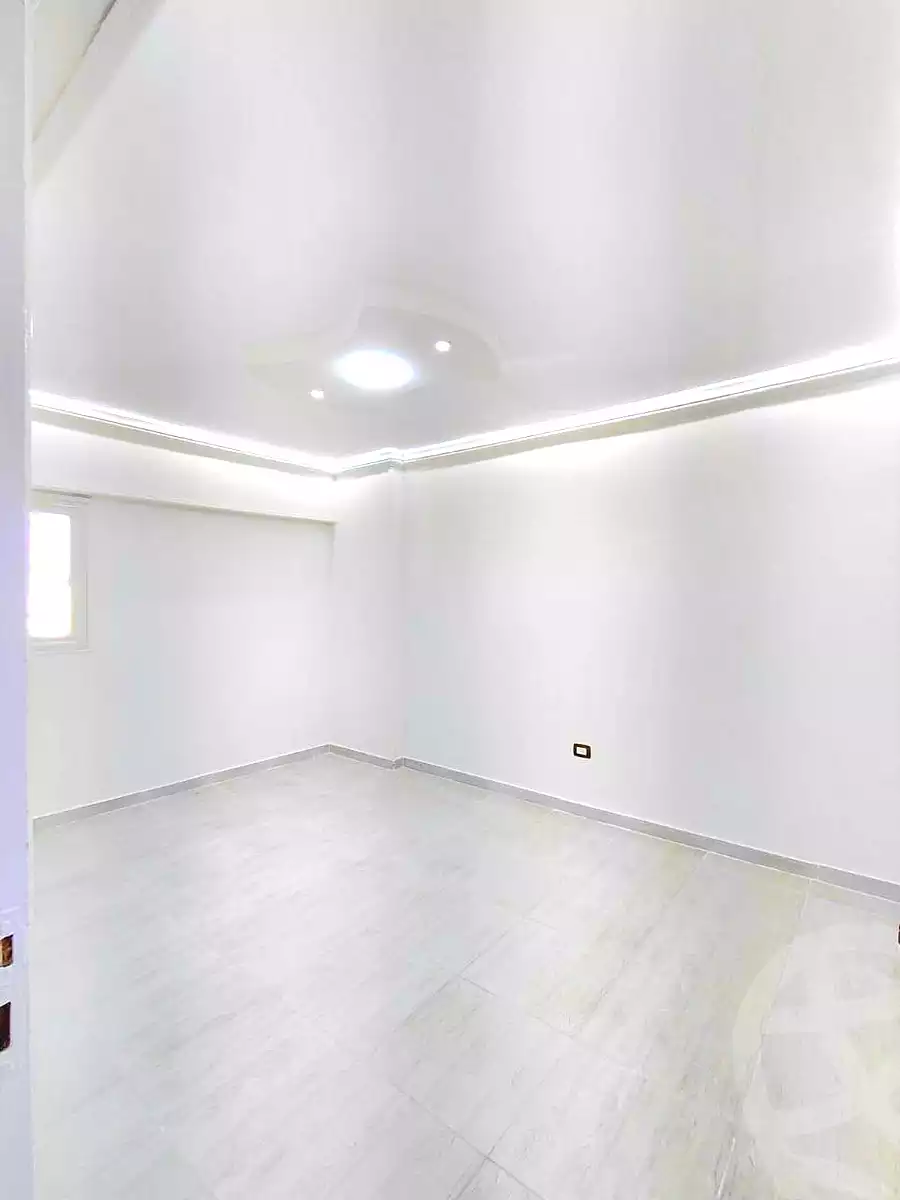 https://aqarmap.com.eg/ar/listing/7122566-for-sale-alexandria-al-agamy-shataa-el-nakheel