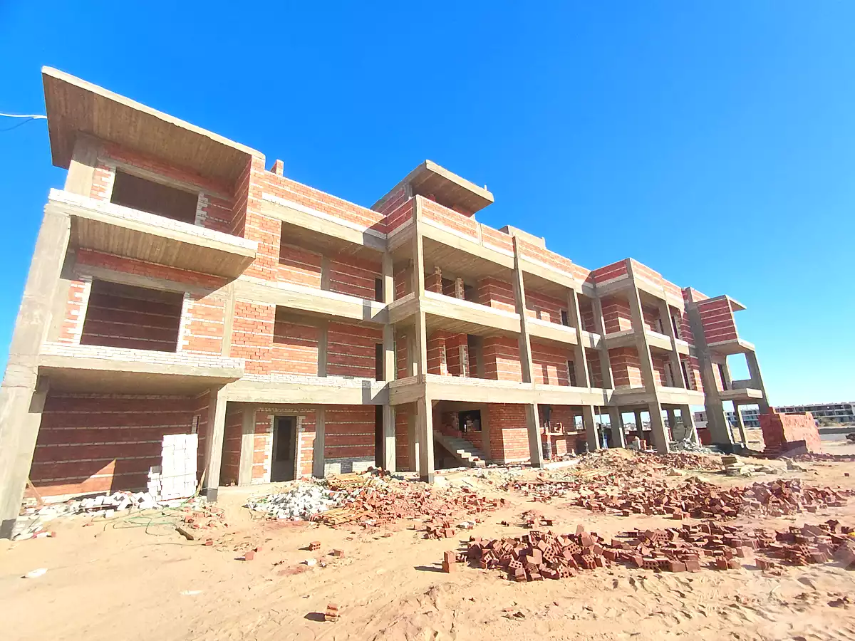 https://aqarmap.com.eg/ar/listing/7122796-for-sale-red-sea-hurghada-resorts-one-7-resort-ronberg