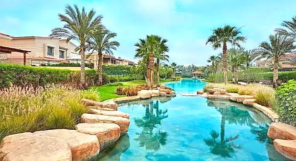 https://aqarmap.com.eg/ar/listing/7122895-for-sale-cairo-new-cairo-compounds-swan-lake-the-phoenix-hassan-allam