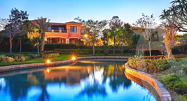 https://aqarmap.com.eg/ar/listing/7122895-for-sale-cairo-new-cairo-compounds-swan-lake-the-phoenix-hassan-allam