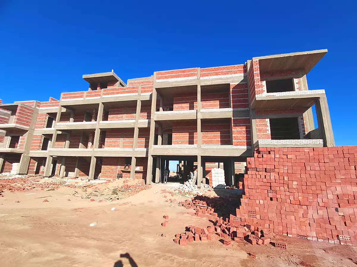 https://aqarmap.com.eg/ar/listing/7123045-for-sale-red-sea-hurghada-resorts-one-7-resort-ronberg