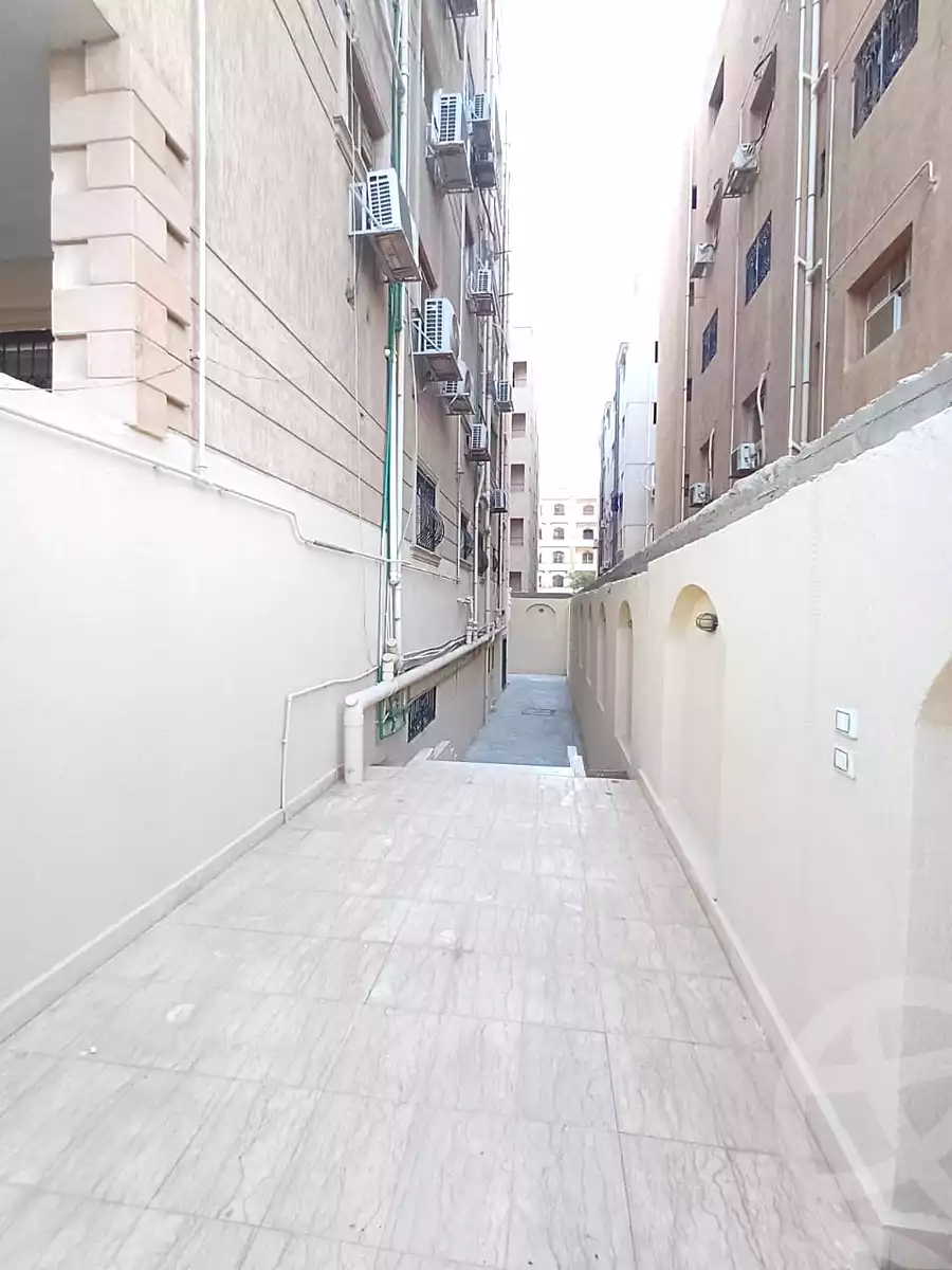 https://aqarmap.com.eg/ar/listing/7123117-for-sale-cairo-new-cairo-el-banafsg-el-banafsag-omarat-al-gabri-st