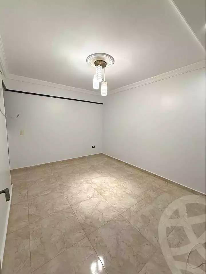 https://aqarmap.com.eg/ar/listing/7123392-for-sale-alexandria-el-mandara-shr-jml-bd-lnsr