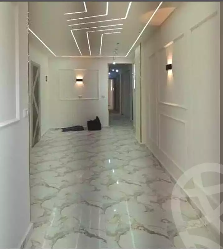 https://aqarmap.com.eg/ar/listing/7123414-for-sale-alexandria-sydy-bshr-shr-mlk-hfny