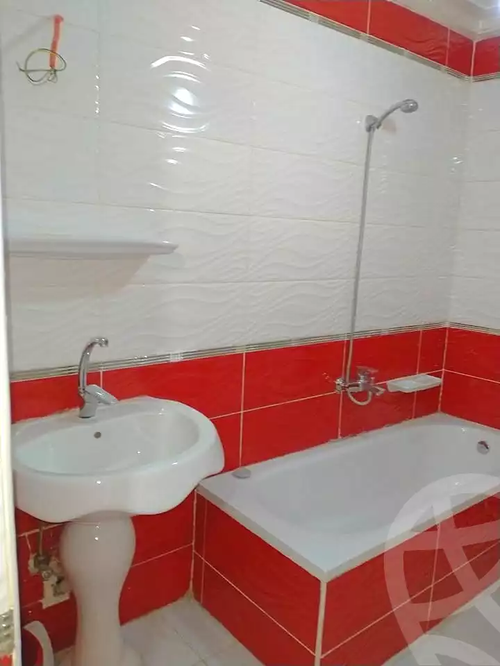 https://aqarmap.com.eg/en/listing/7123505-for-rent-cairo-el-haram-shareaa-khatem-el-morsalen
