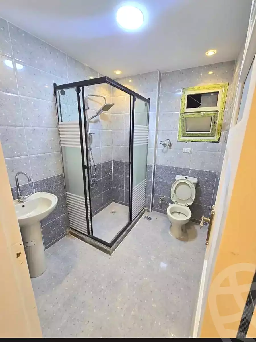https://aqarmap.com.eg/en/listing/7123510-for-sale-alexandria-sydy-bshr-sydy-bshr-bhry-gamal-abd-el-nasir-st