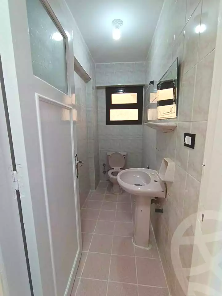 https://aqarmap.com.eg/ar/listing/7123526-for-sale-alexandria-al-agamy-shataa-el-nakheel